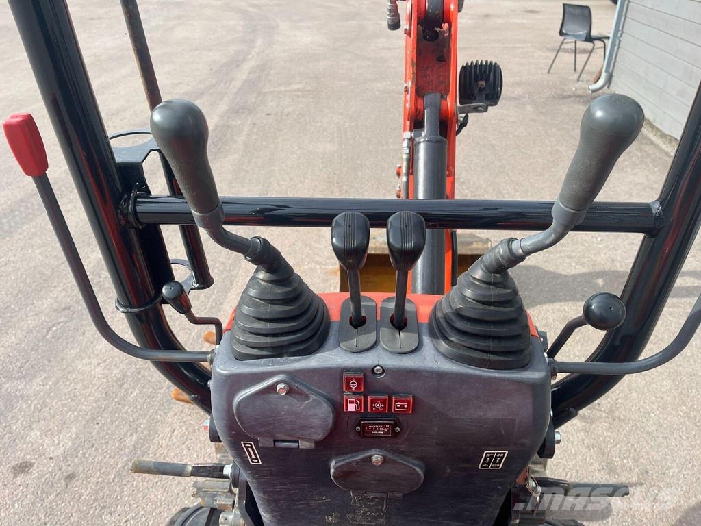 Kubota U10 - 3 Minigraafmachines < 7t