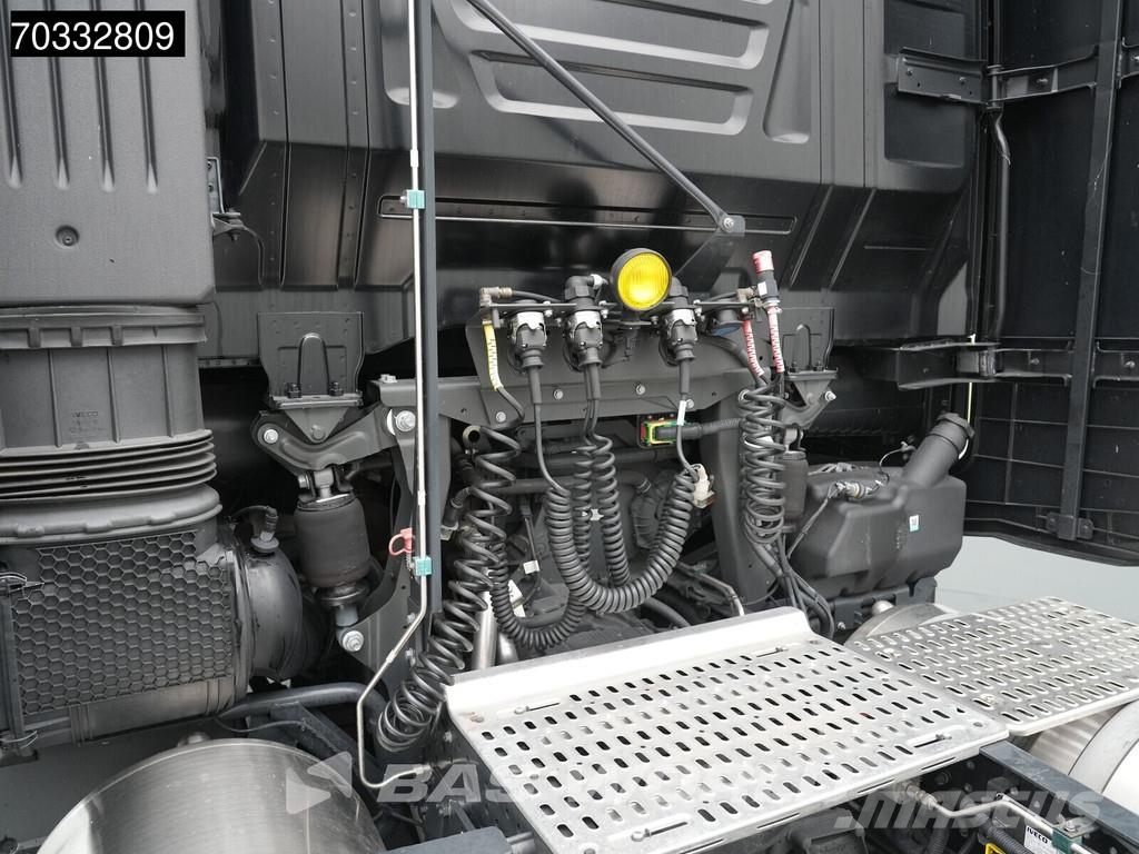 Iveco S-Way 460 4X2 Metallica Edition! LNG Full-Air 2xTa Trekkers