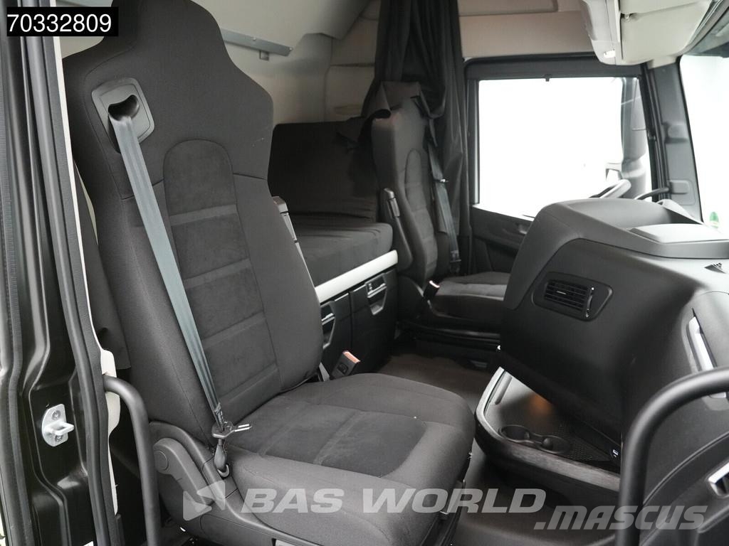 Iveco S-Way 460 4X2 Metallica Edition! LNG Full-Air 2xTa Trekkers