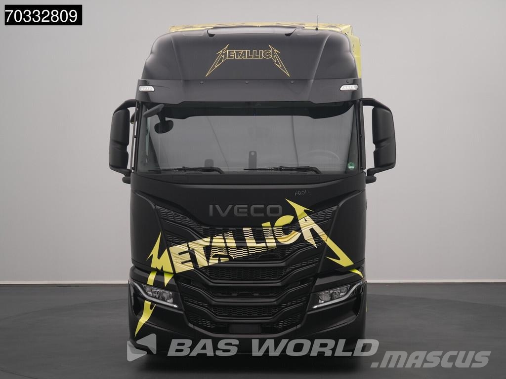 Iveco S-Way 460 4X2 Metallica Edition! LNG Full-Air 2xTa Trekkers