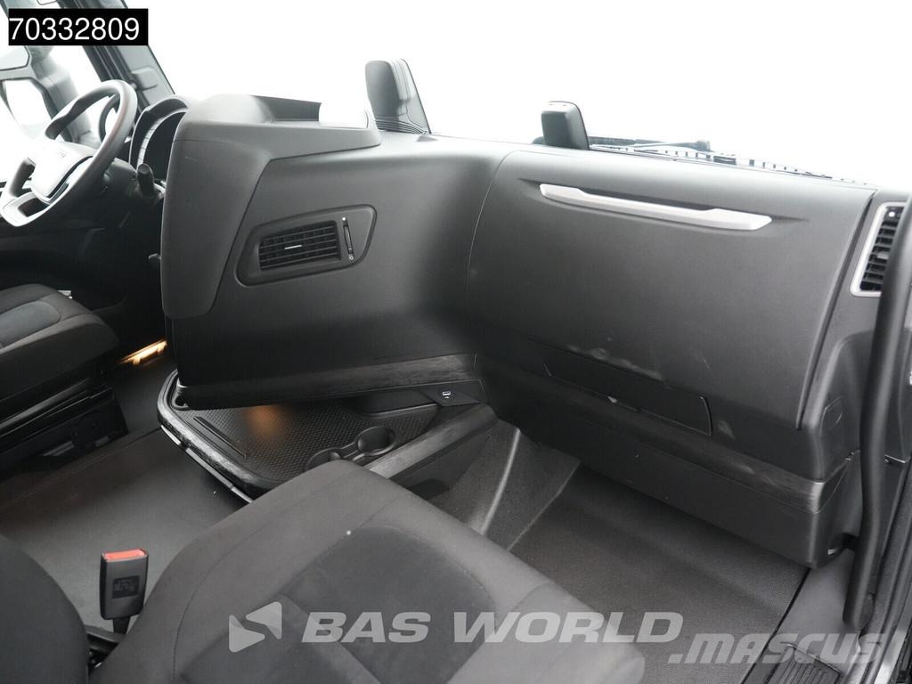 Iveco S-Way 460 4X2 Metallica Edition! LNG Full-Air 2xTa Trekkers