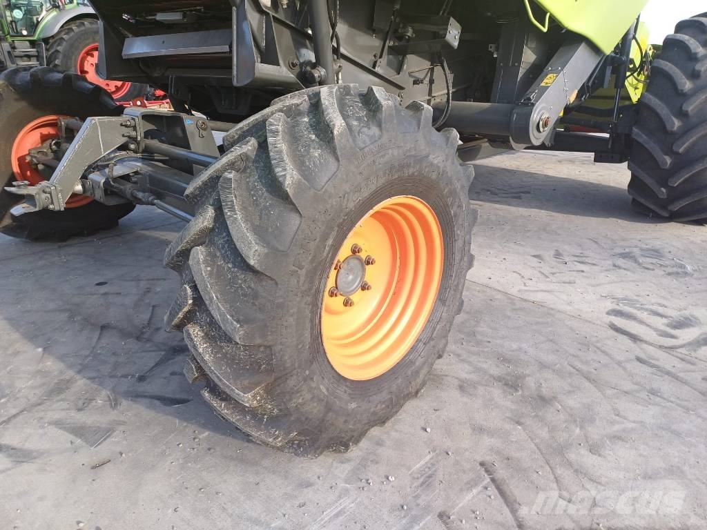CLAAS Tucano 430 Teraviljakombainid