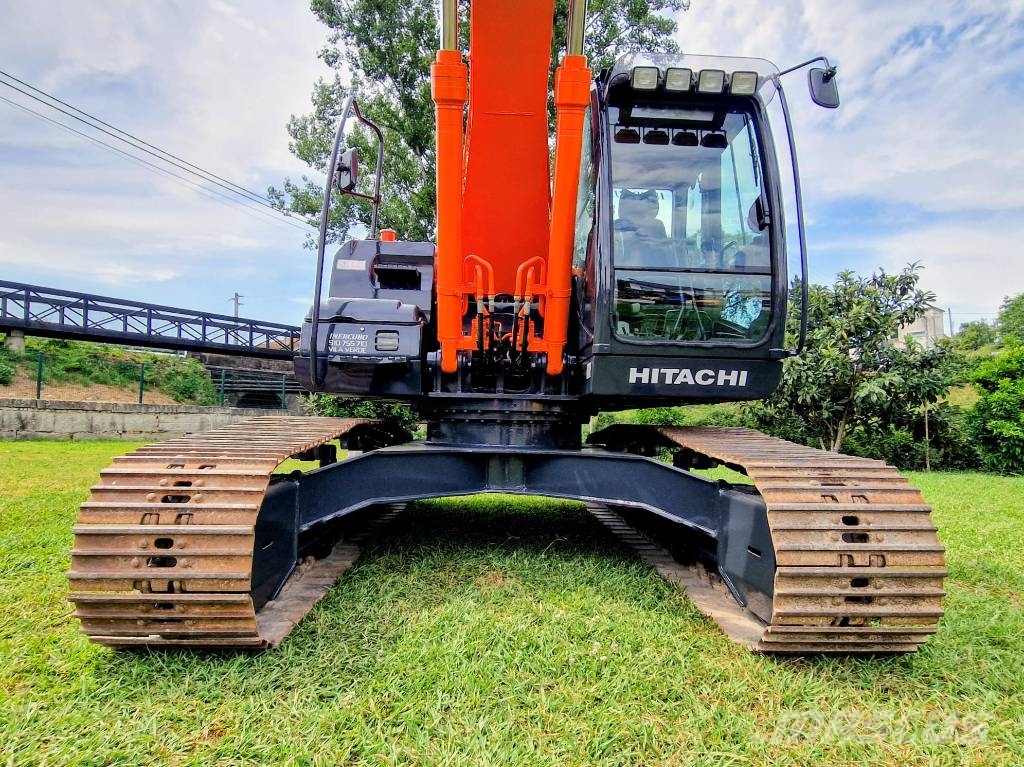 Hitachi Zaxis 210 Bageri guseničari