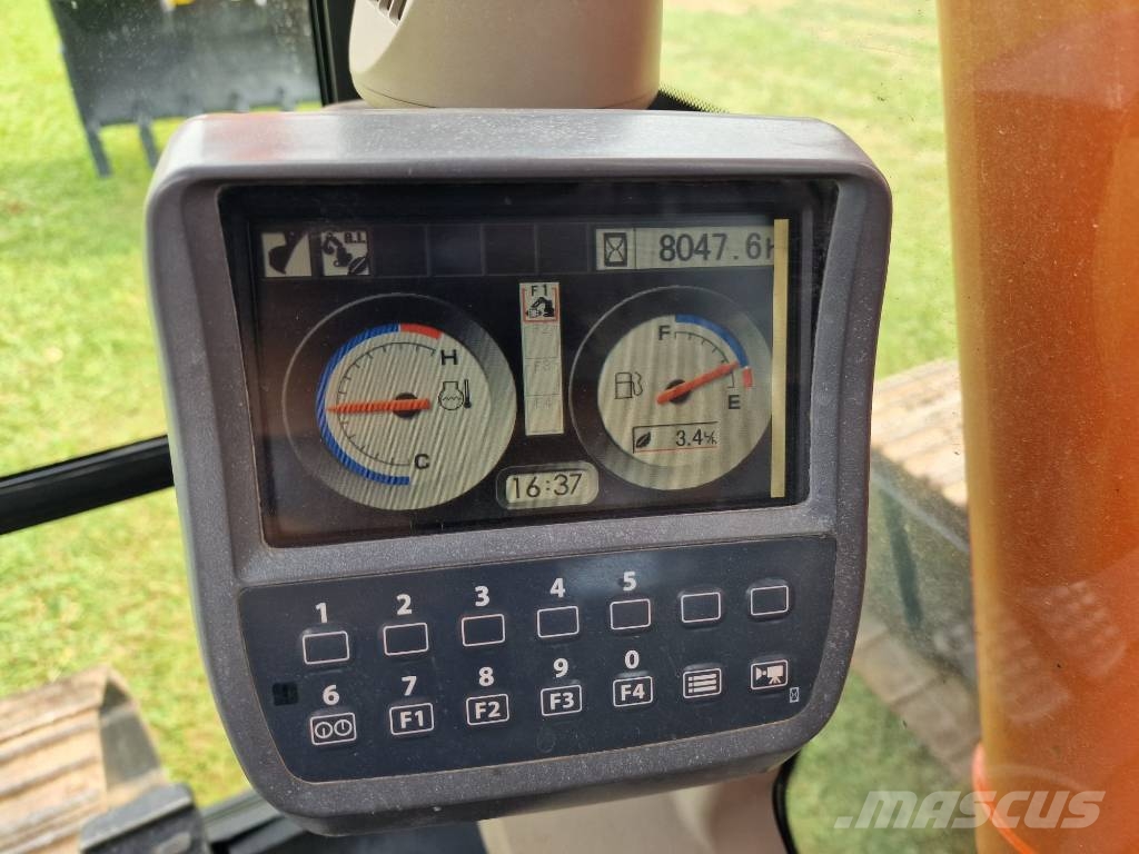 Hitachi Zaxis 210 Bageri guseničari