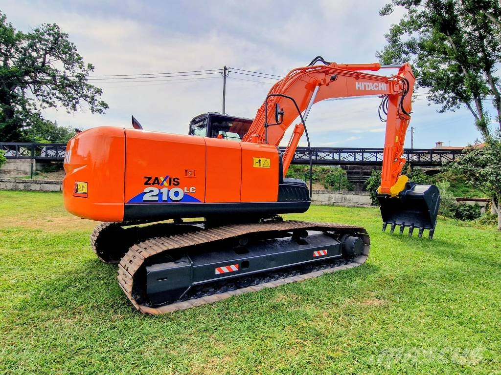 Hitachi Zaxis 210 Bageri guseničari