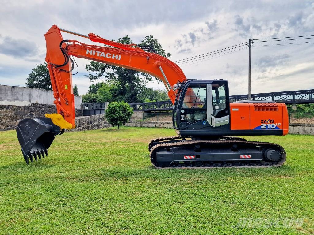 Hitachi Zaxis 210 Bageri guseničari
