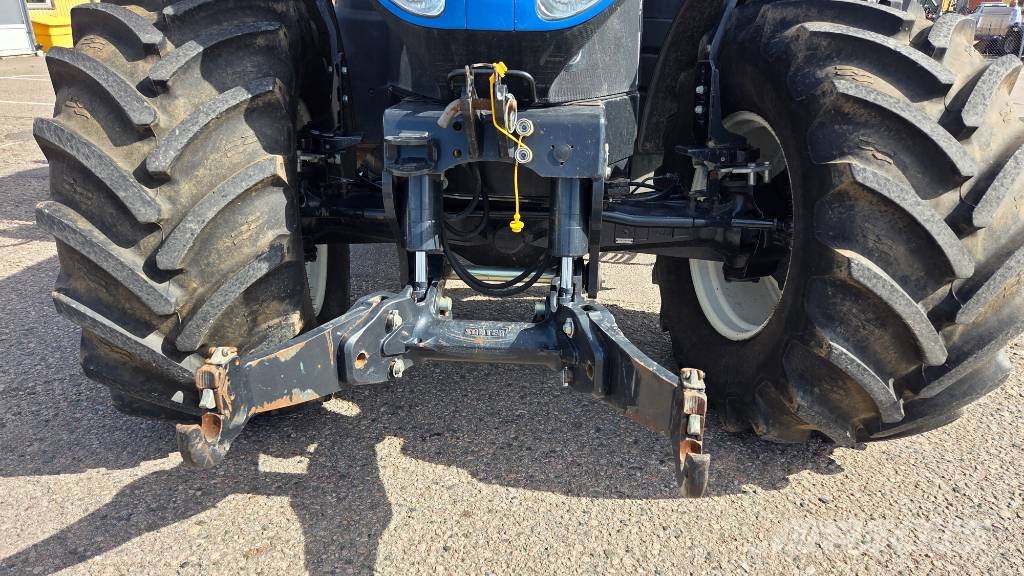 New Holland T7.270 Tractoren