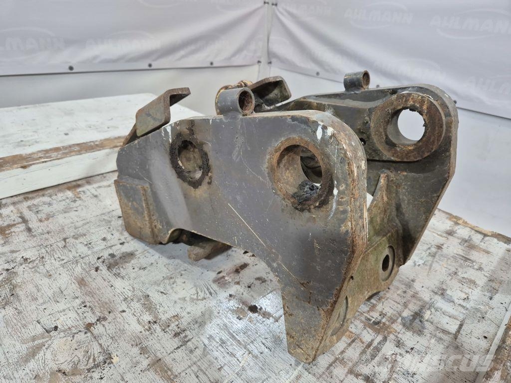 Mecalac 12 MXT Active Lock Rychlospojky