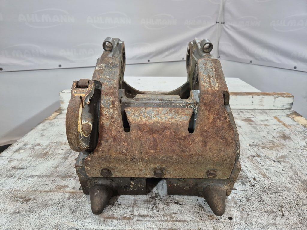 Mecalac 12 MXT Active Lock Rychlospojky