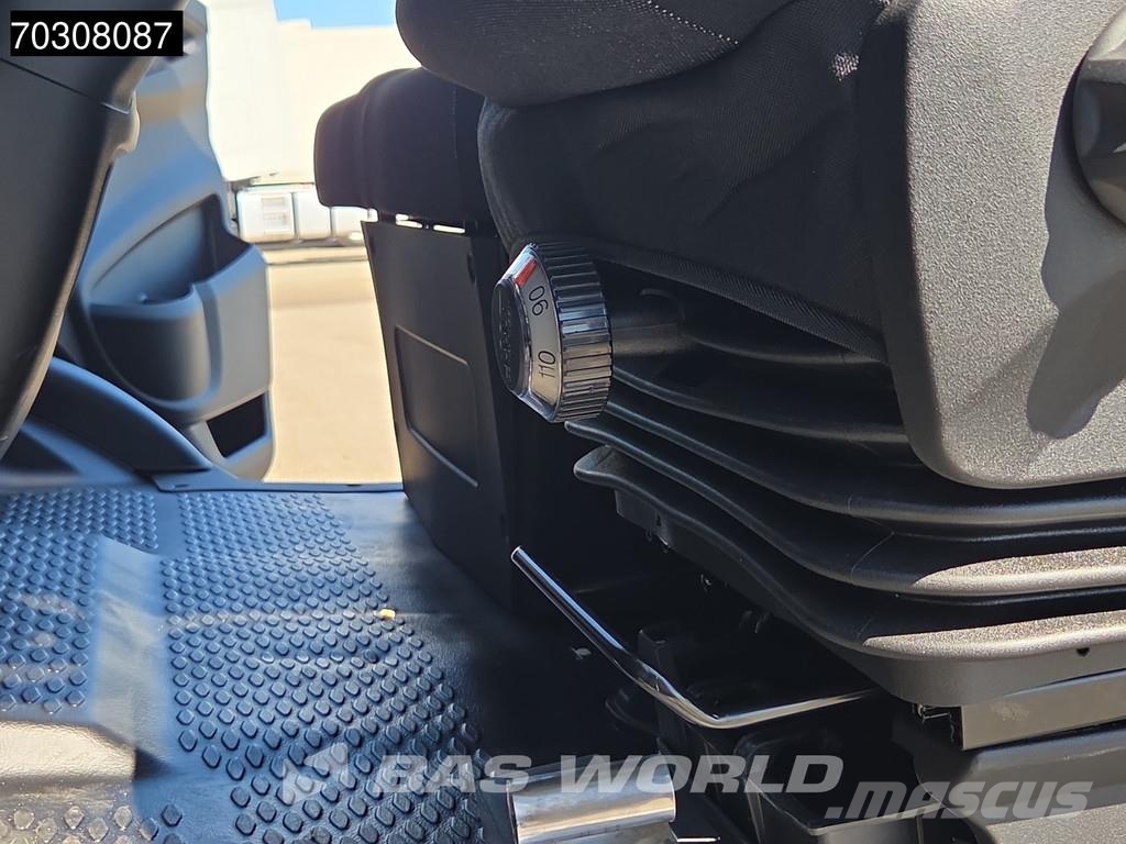 Iveco Daily 35S21 Neu! 3.0L Automatik L4H3 210PS ACC LED Furgonetas /Furgón
