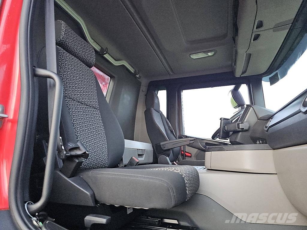 Scania G410 XT 8X4 RETARDER 3WAY Savivarčių priekabų vilkikai