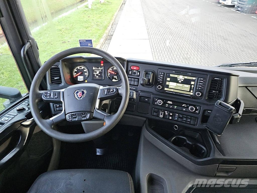 Scania G410 XT 8X4 RETARDER 3WAY Savivarčių priekabų vilkikai