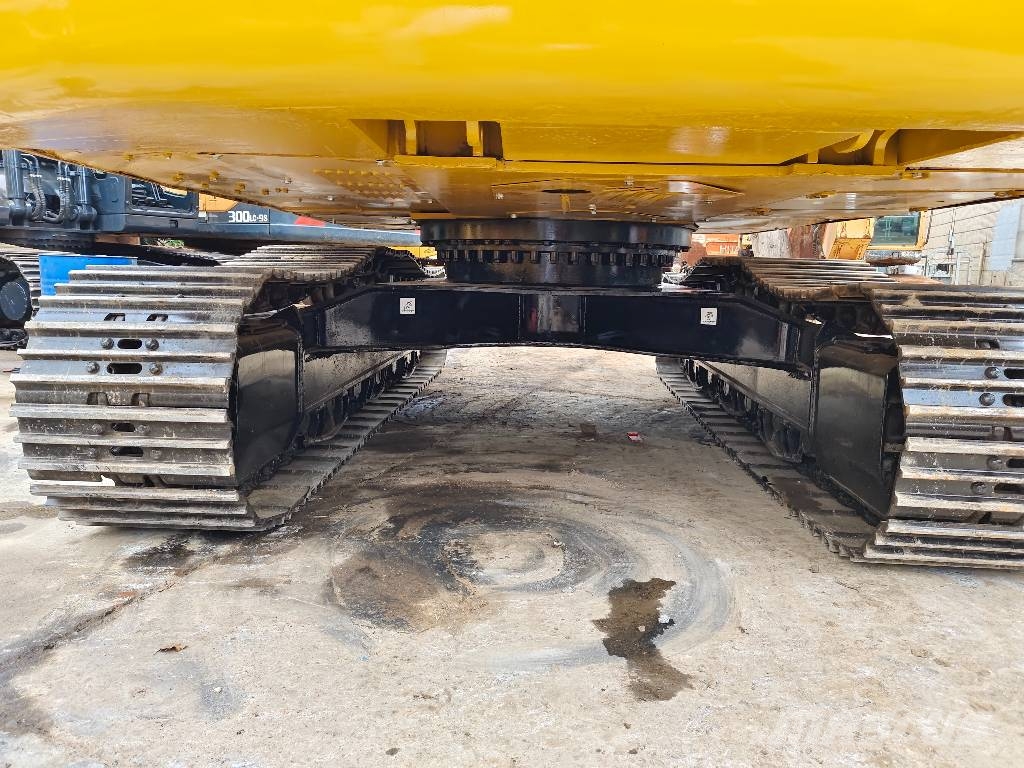 CAT 330 D Raupenbagger