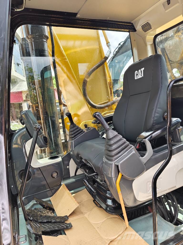 CAT 330 D Raupenbagger