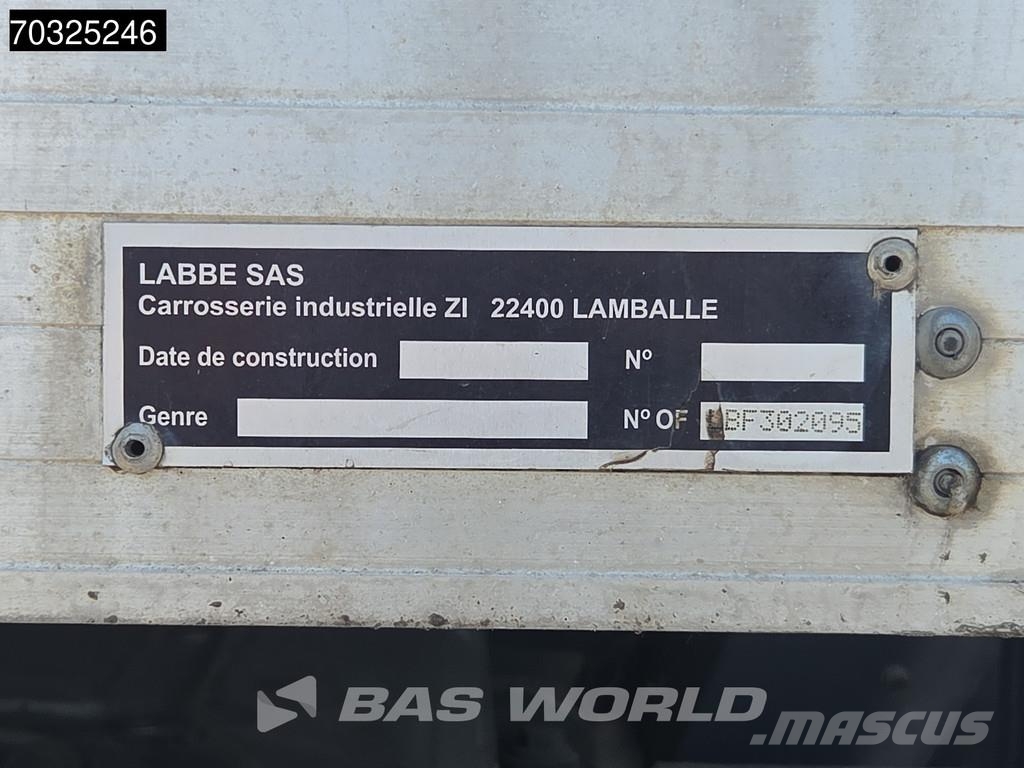 Renault D 240 D 4X2 12tons 1500kg tailgate Automatic Euro شاحنات ذات هيكل صندوقي