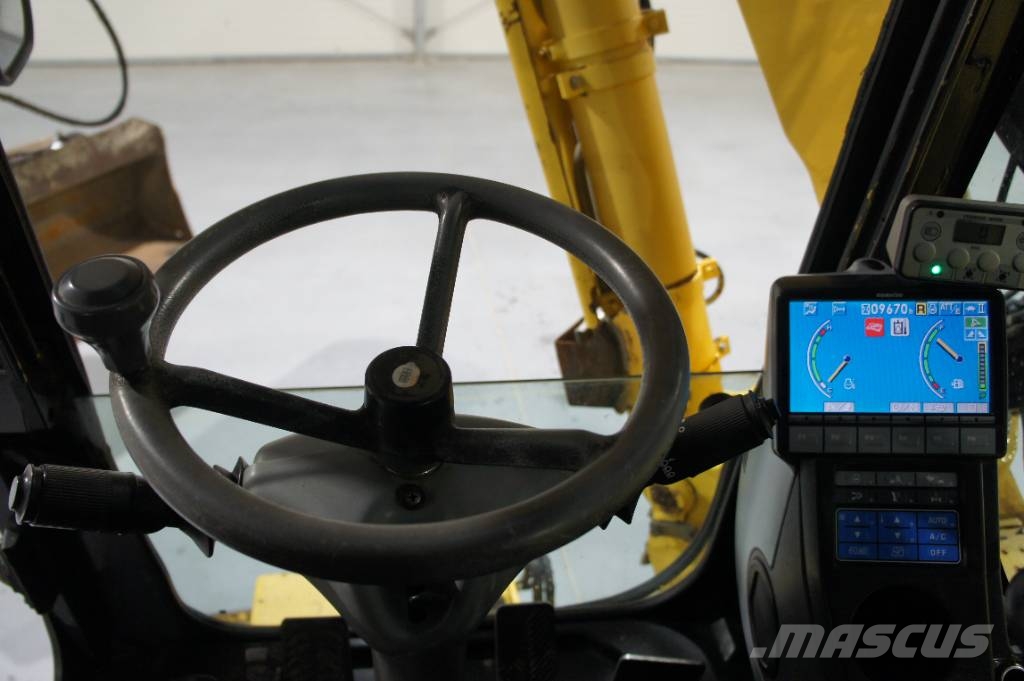 Komatsu -15% | PW118MR-8 – Koparka Kołowa + 3 łyżki Escavatori gommati
