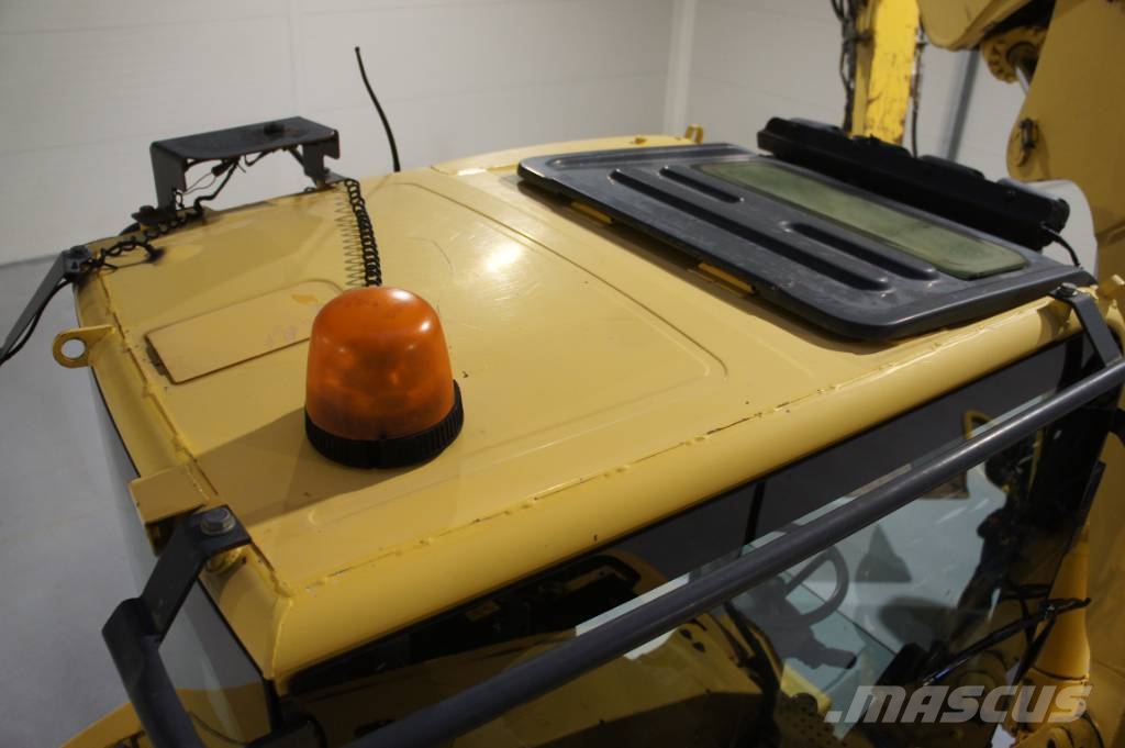 Komatsu -15% | PW118MR-8 – Koparka Kołowa + 3 łyżki Escavatori gommati