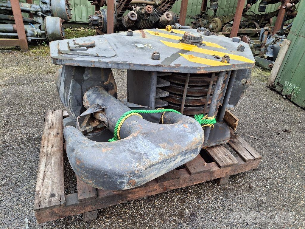 Sany SCC1000 100T Talhas, guinchos e elevadores de materiais