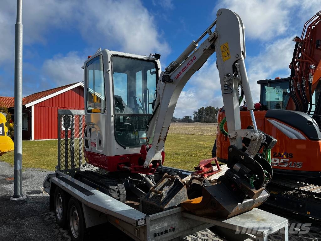 Takeuchi TB 216 A Miniescavatori