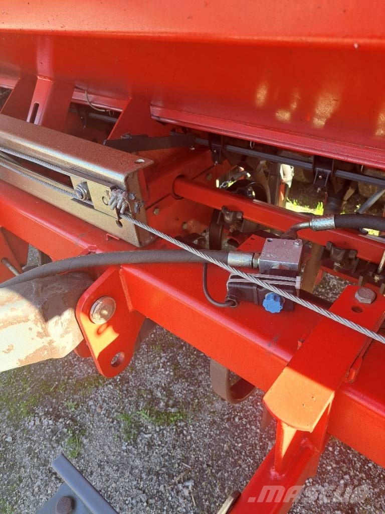 Tume Jyräcombi 3000 Plus Perforadoras combinadas