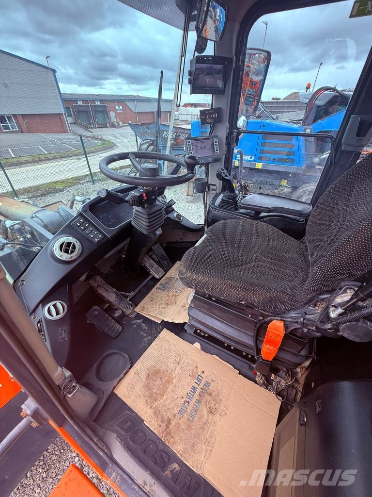 Doosan DL 420-5 Iekrāvēji uz riteņiem