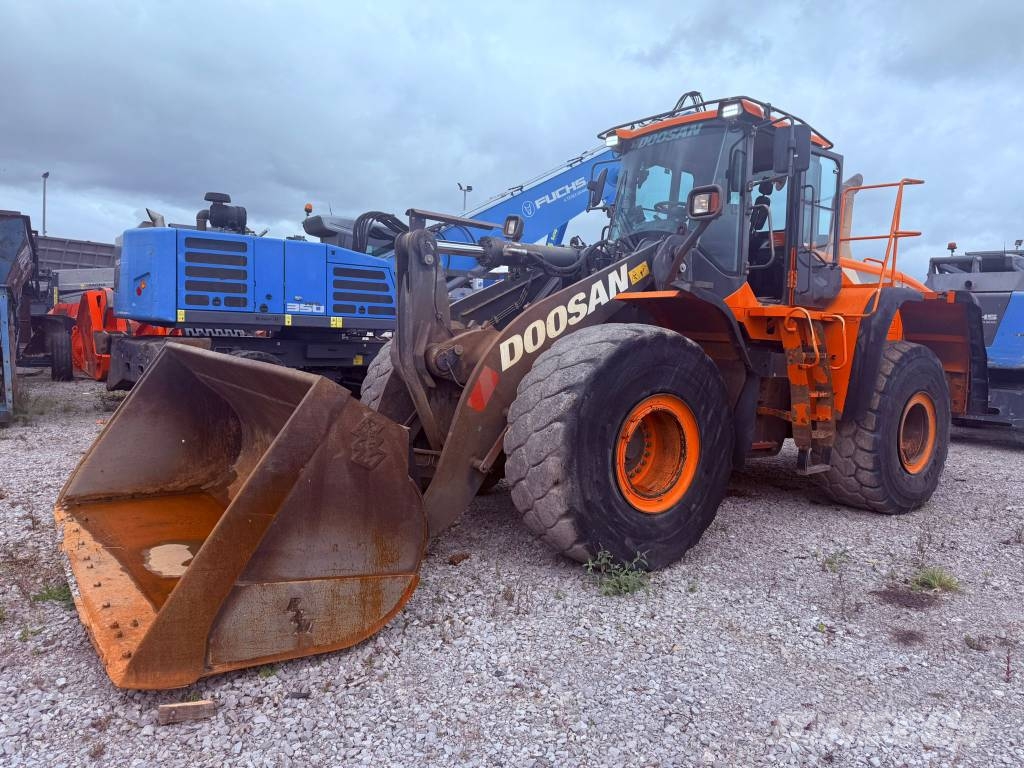 Doosan DL 420-5 Iekrāvēji uz riteņiem