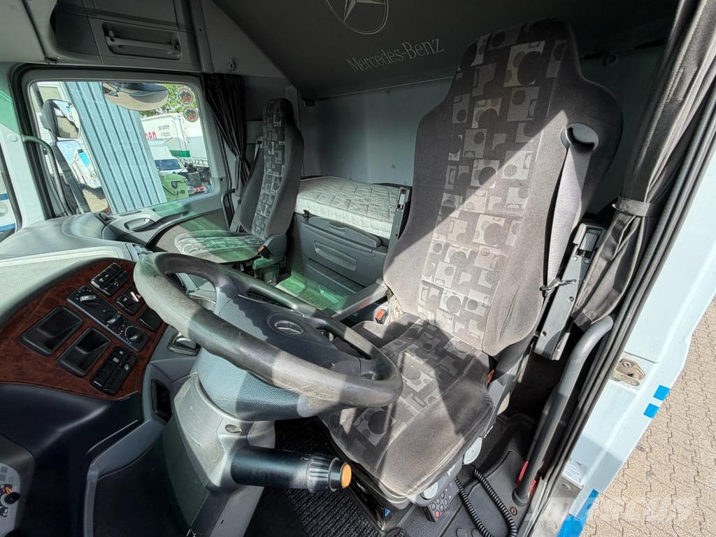 Mercedes-Benz Actros 1841 LS MP2 Euro 5 * 609 Tkm * NL-Truck * Tractor Units
