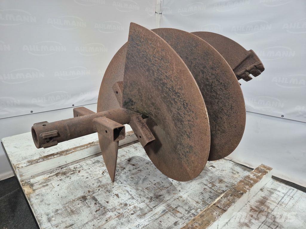  grondboor 900 mm L=1300 معدات البناء - غير ذلك
