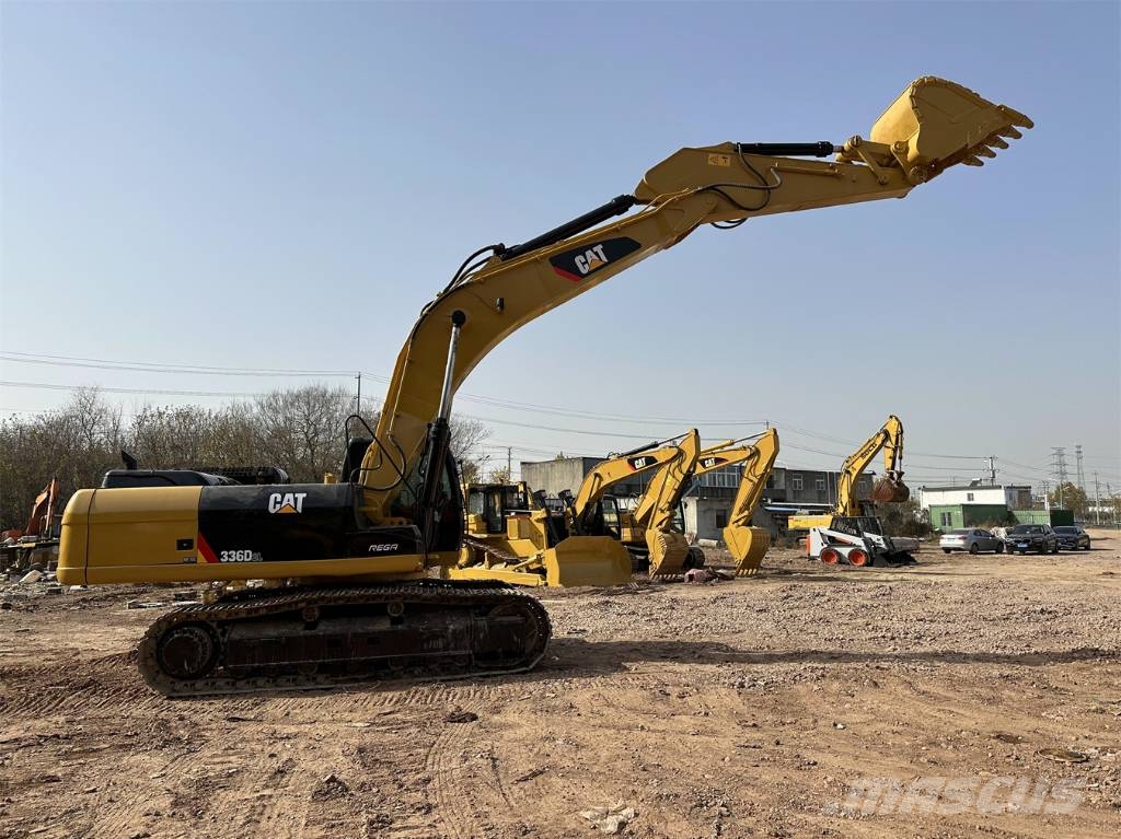 CAT 336D Гусеничні екскаватори