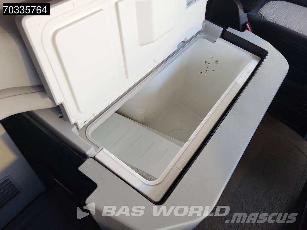 Ford F-Max 500 4X2 Retarder 2x Tanks Standklima Navi AC Tractor Units