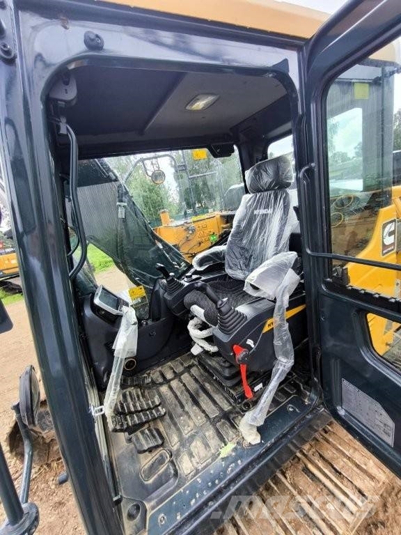 Hyundai HX180AL 履带挖掘机