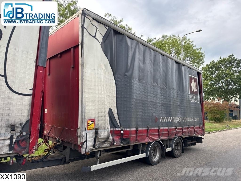 Fruehauf Middenas lifting roof Tents