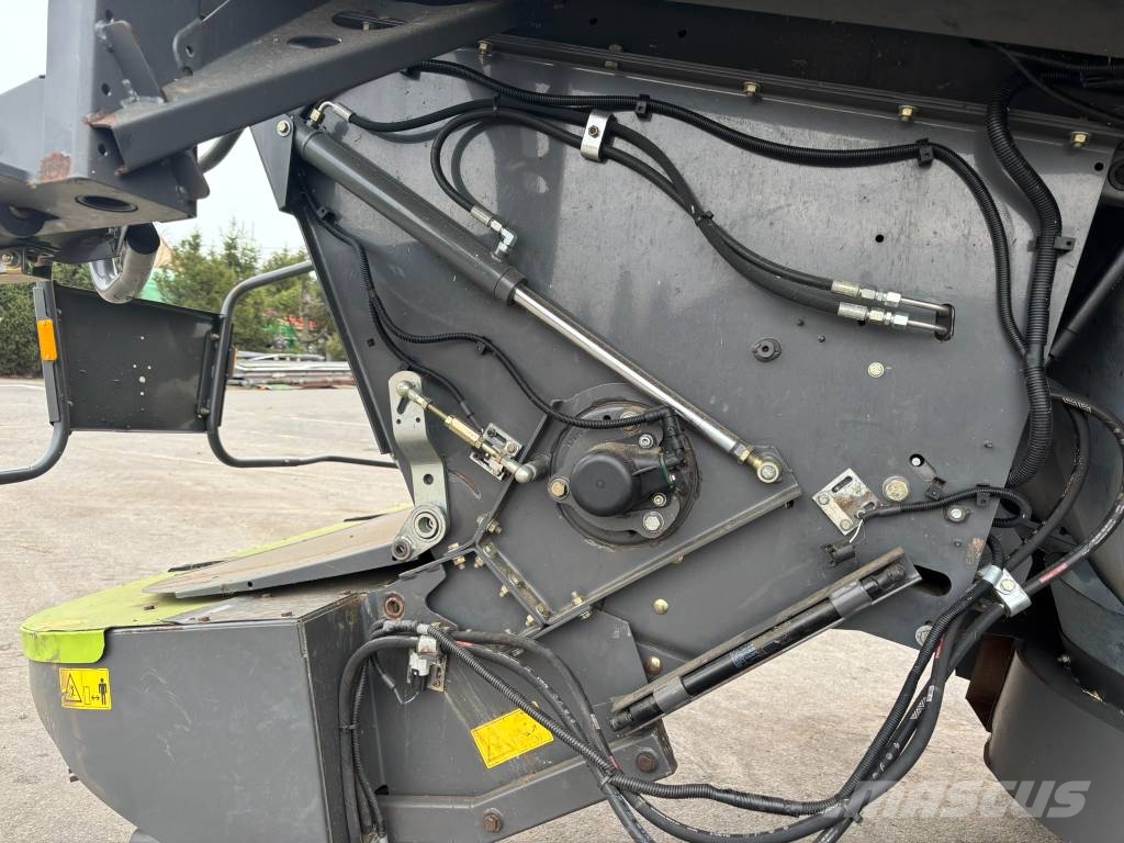 CLAAS Lexion 770 Θεριζοαλωνιστικές μηχανές
