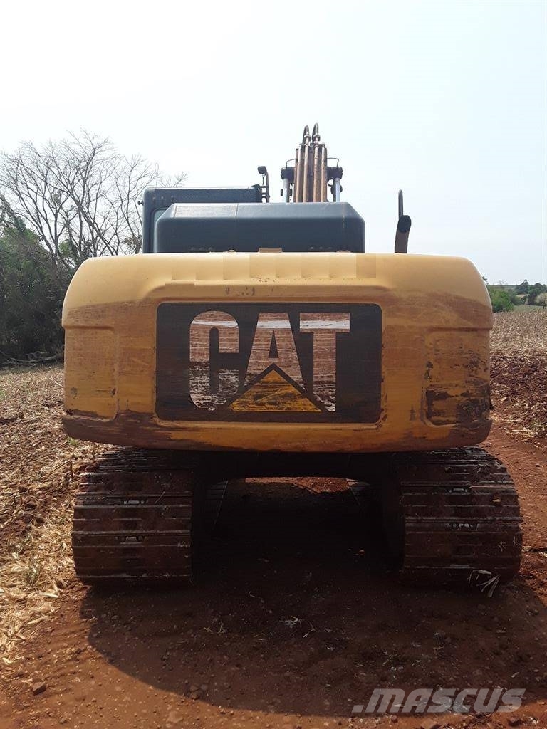 CAT 318D2L 履带挖掘机