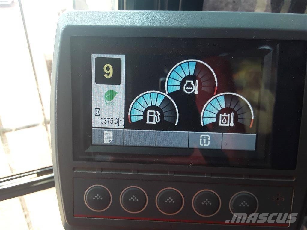 CAT 318D2L 履带挖掘机