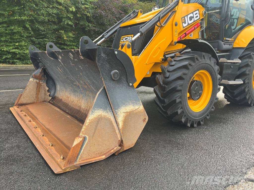 JCB 3CX Sitemaster Plus Ekskavatori-iekrāvēji