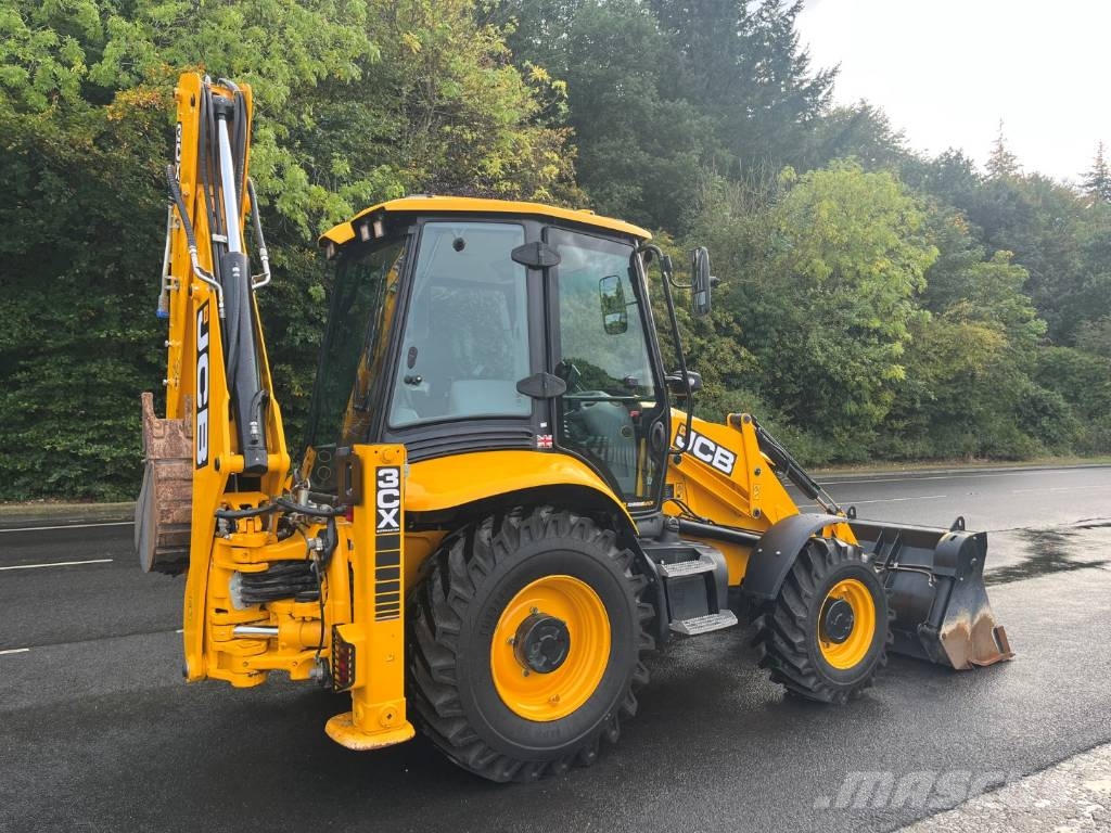 JCB 3CX Sitemaster Plus Tier 3 Backhoe loaders
