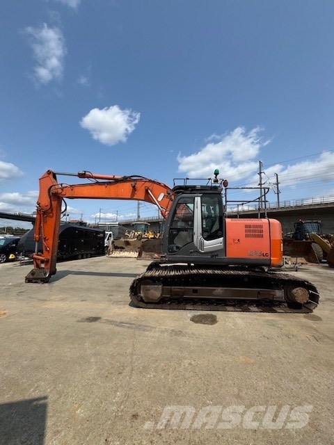 Hitachi ZX 225 Rupsgraafmachines