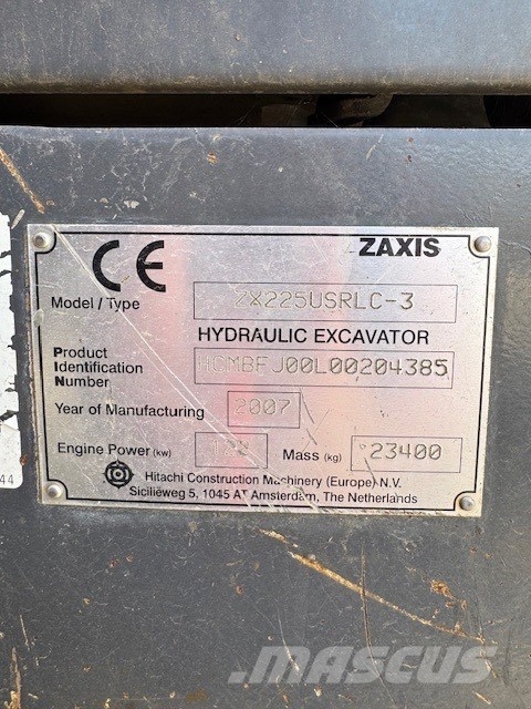 Hitachi ZX 225 Rupsgraafmachines