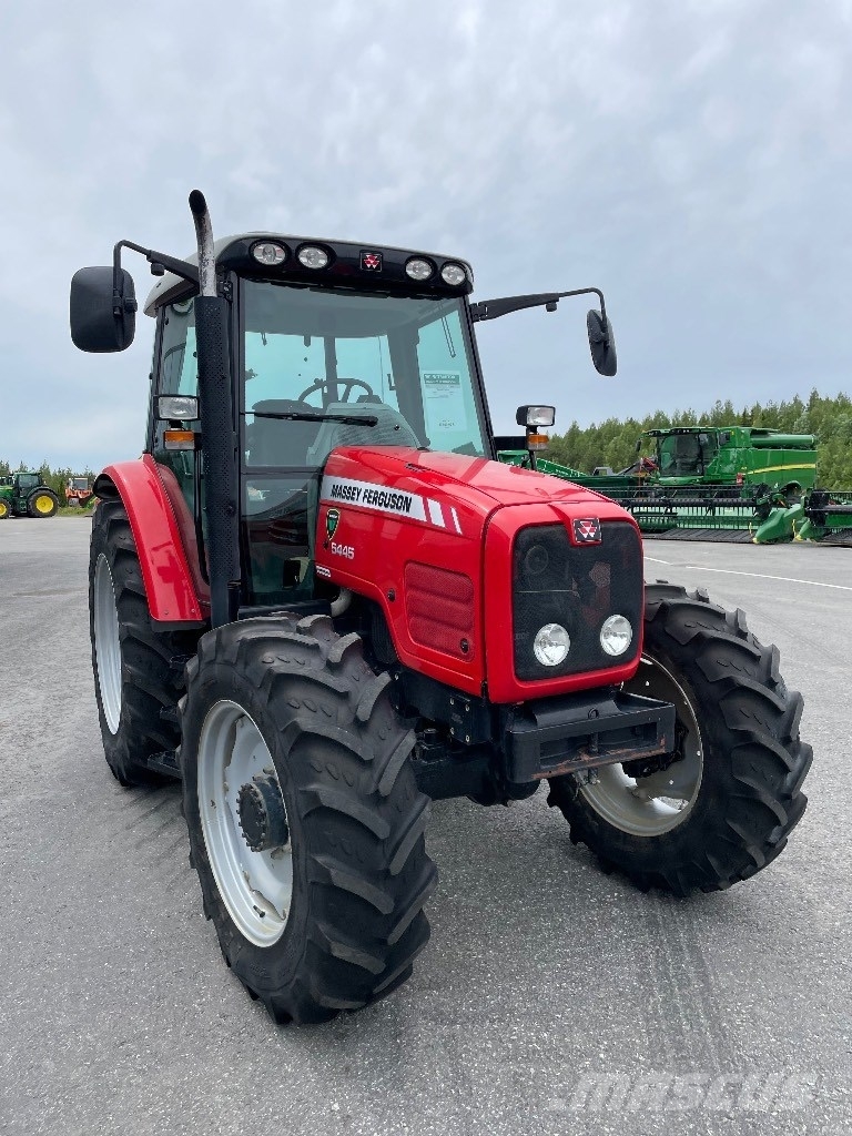 Massey Ferguson 5445
