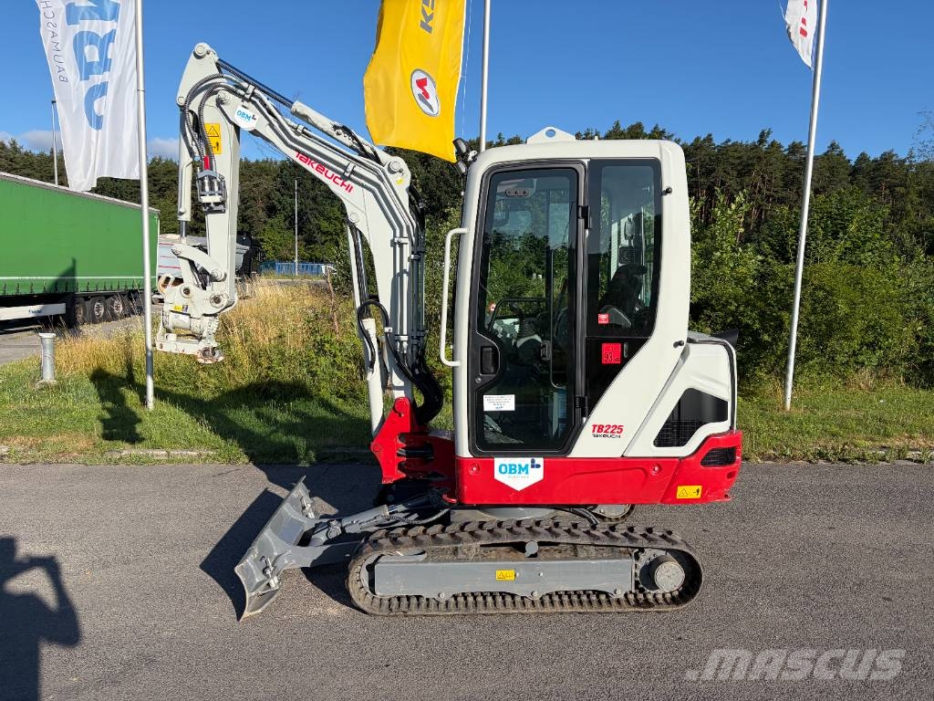 Takeuchi TB 225 Mini excavators < 7t (Mini diggers)