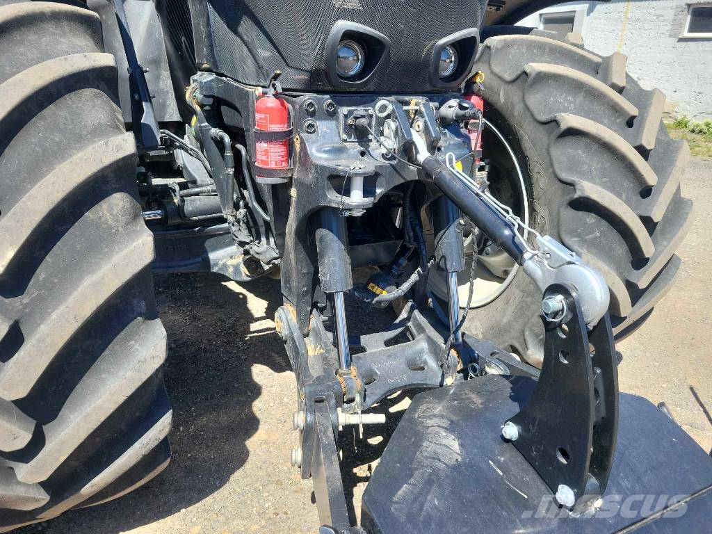 Case IH Optum 300 CVX Traktori