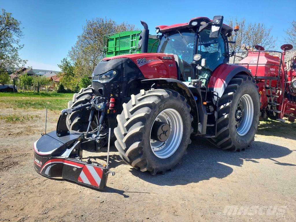 Case IH Optum 300 CVX Traktori