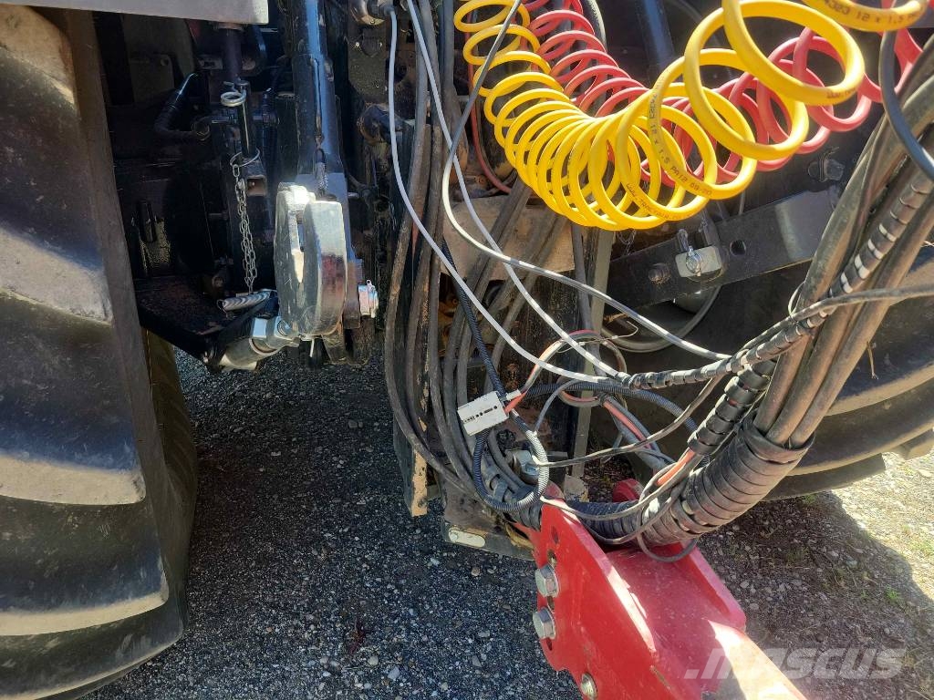 Case IH Optum 300 CVX Traktori