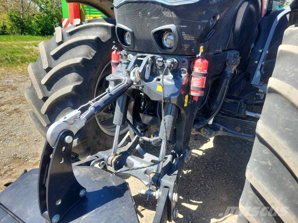 Case IH Optum 300 CVX Traktori