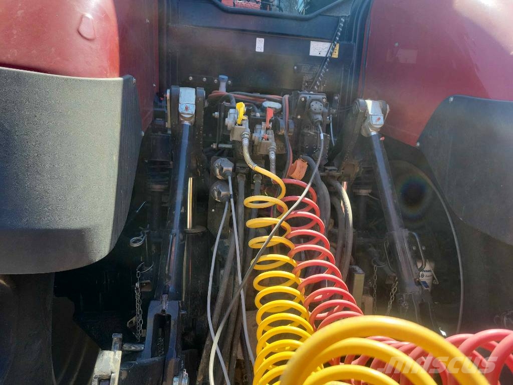Case IH Optum 300 CVX Traktori