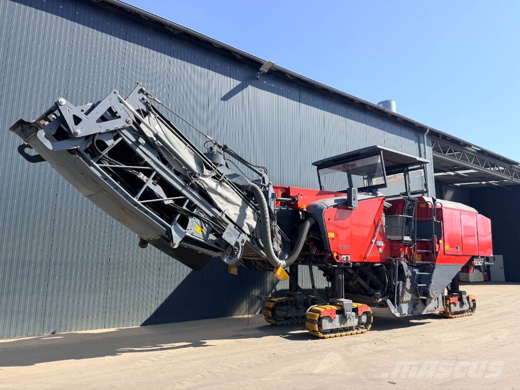 Wirtgen W210i ماكينات الكشط البارد للأسفلت