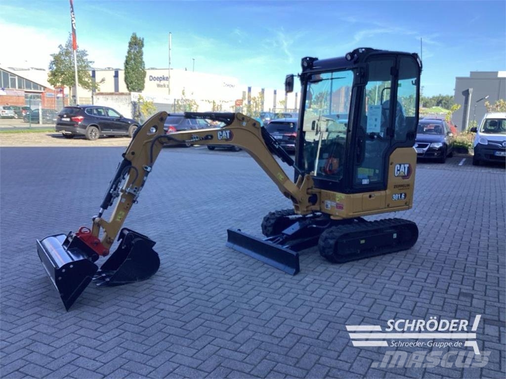 CAT 301.6 Wielgraafmachines