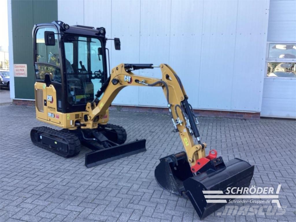 CAT 301.6 Wielgraafmachines