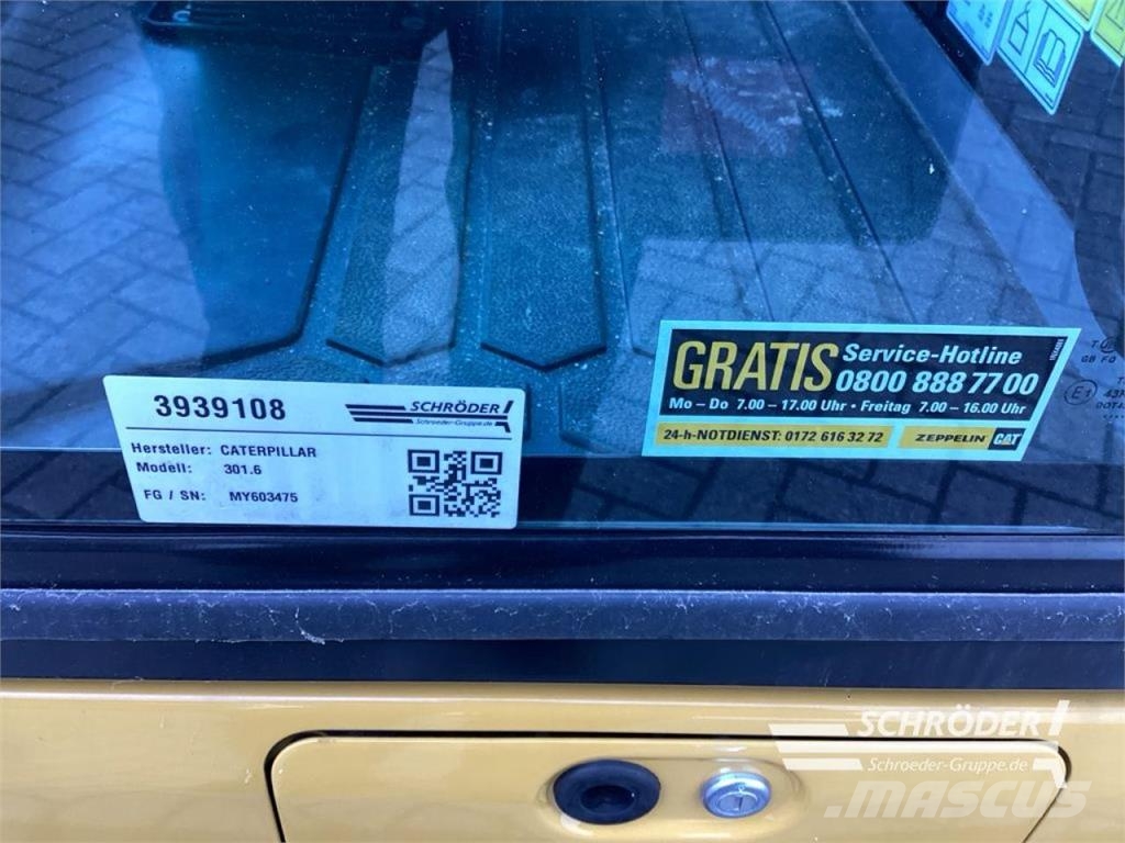 CAT 301.6 Wielgraafmachines